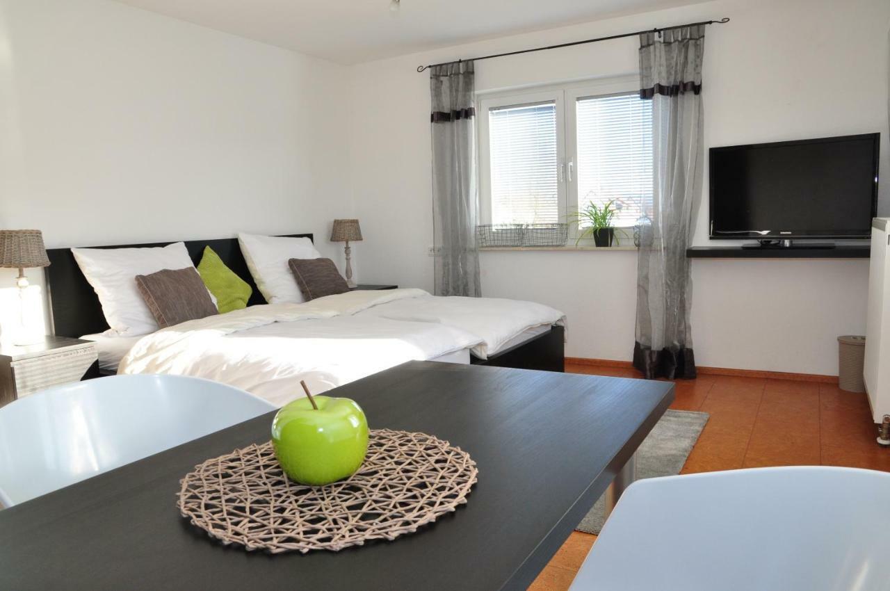 N37 -Modern Eingerichtete Zimmer In Ruhiger Lage Aldingen  외부 사진