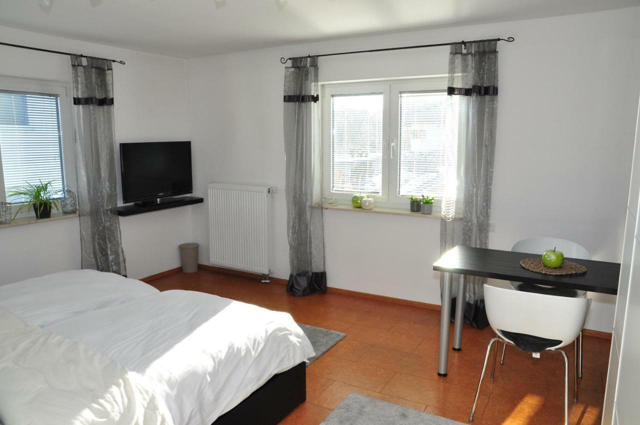 N37 -Modern Eingerichtete Zimmer In Ruhiger Lage Aldingen  외부 사진