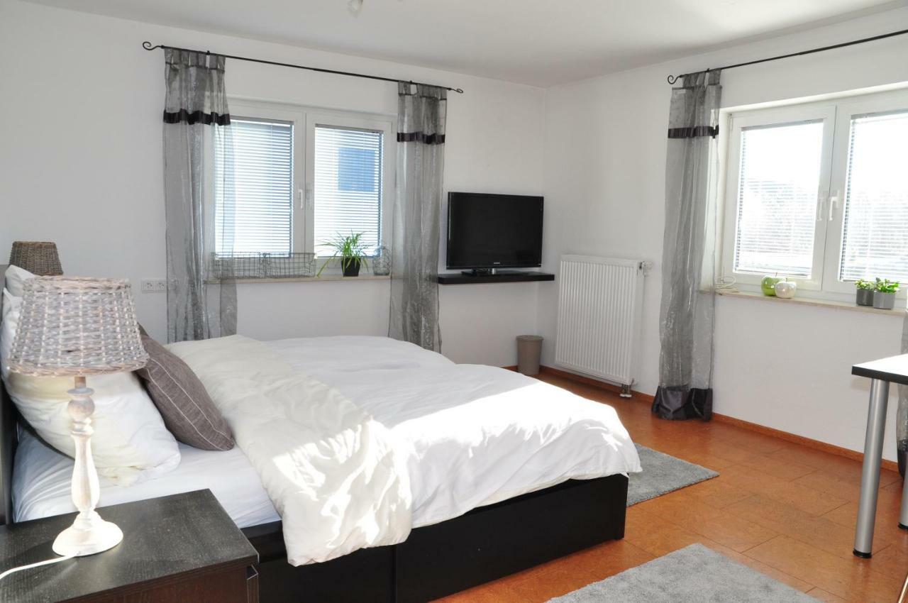 N37 -Modern Eingerichtete Zimmer In Ruhiger Lage Aldingen  외부 사진
